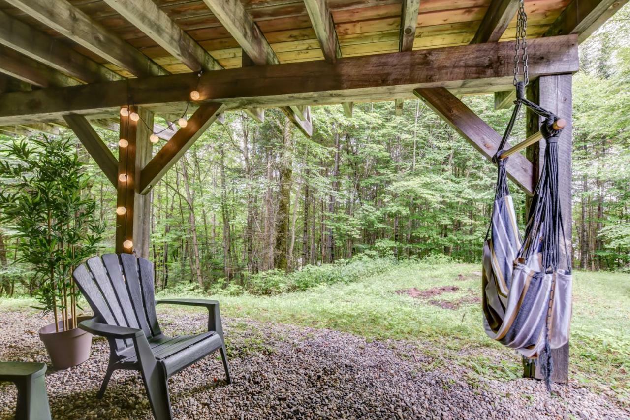Chic Log Chalet With Hot Tub - Mont-Tremblant North Side By Reserver.Ca ลัค-ซุแปร์ริเออร์ ภายนอก รูปภาพ