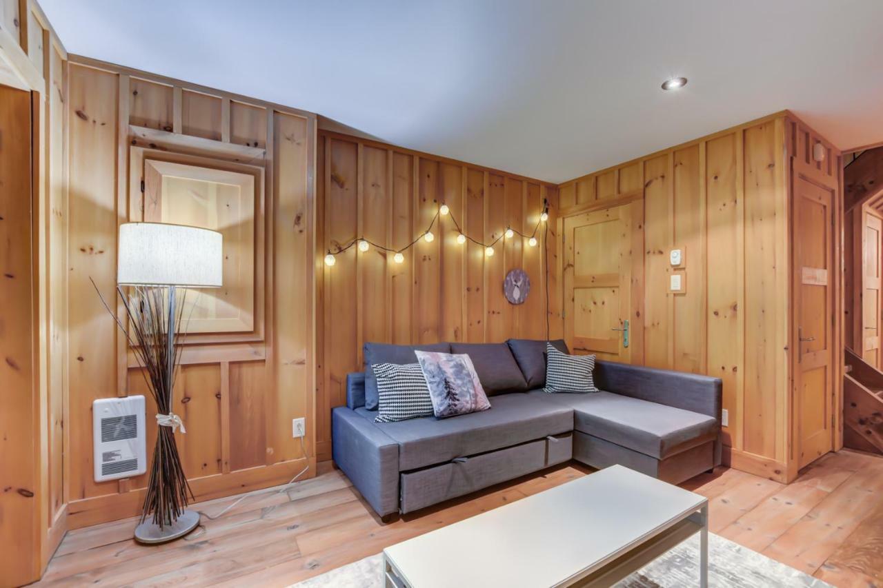Chic Log Chalet With Hot Tub - Mont-Tremblant North Side By Reserver.Ca ลัค-ซุแปร์ริเออร์ ภายนอก รูปภาพ